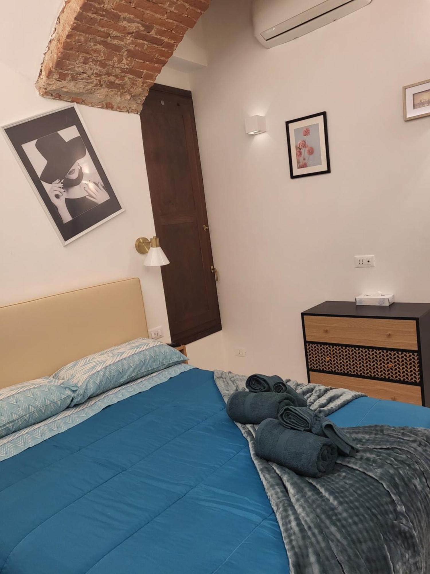 Il Posto Che Non Ti Aspetti Centro Storico Apartment Turin Ngoại thất bức ảnh